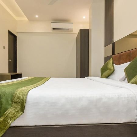 Hotel Oyster Suite Andheri West 뭄바이 외부 사진