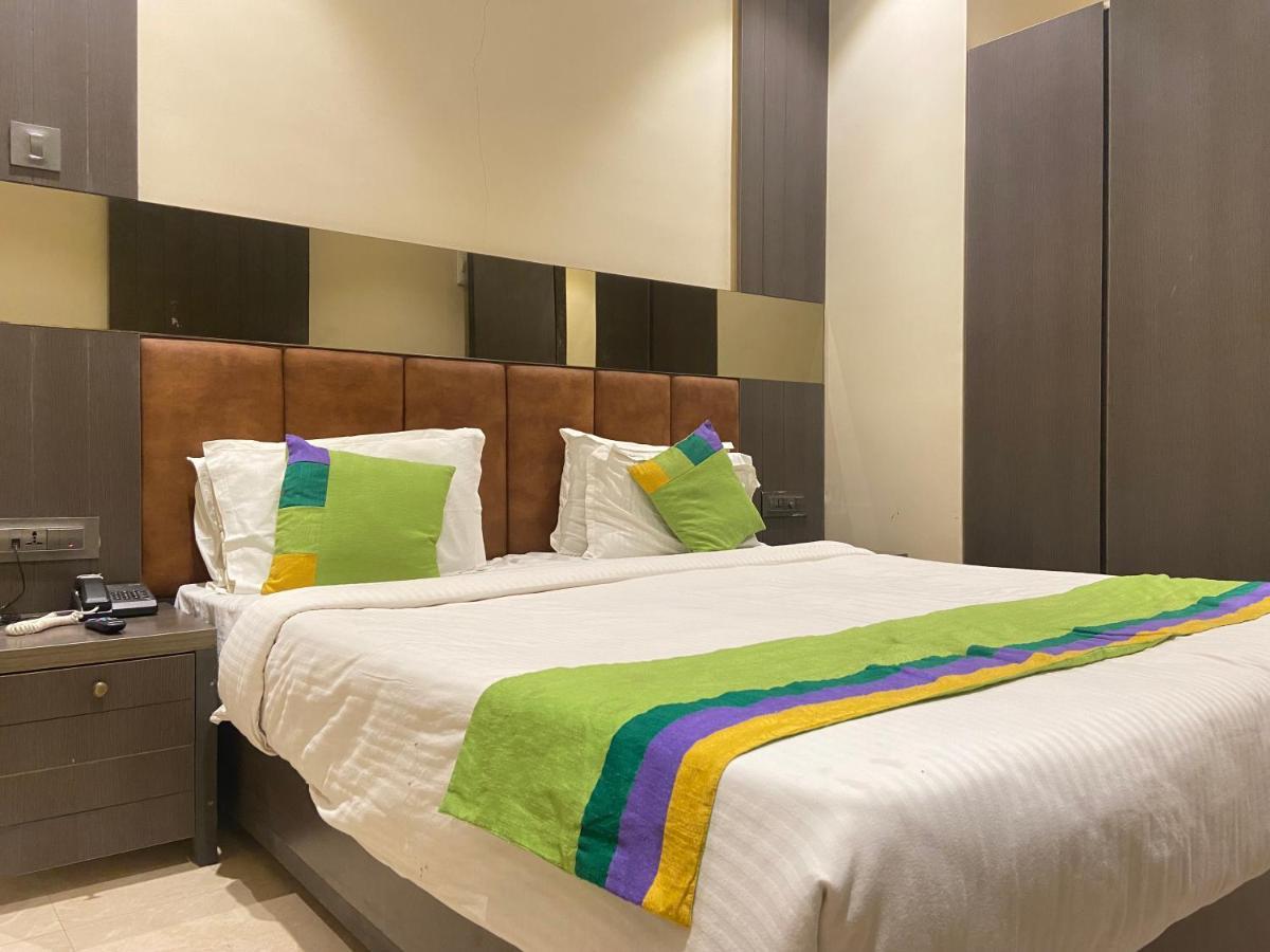 Hotel Oyster Suite Andheri West 뭄바이 외부 사진