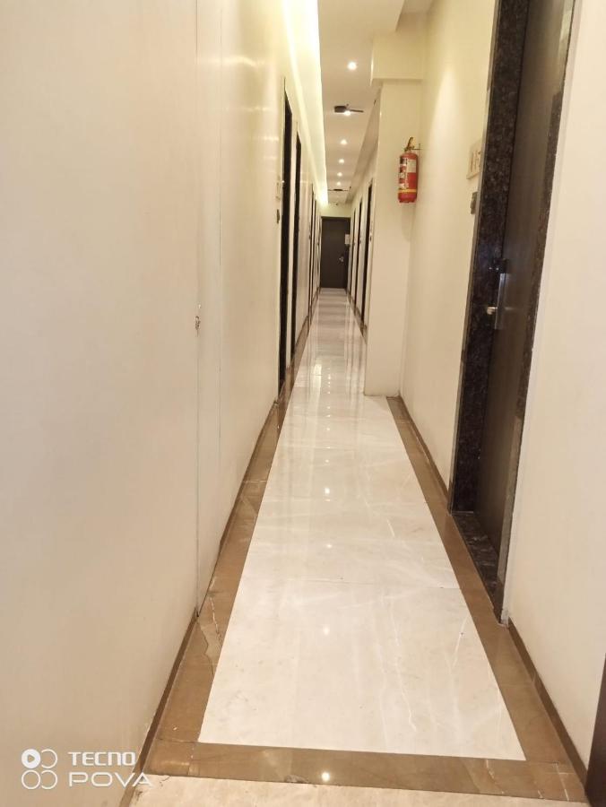 Hotel Oyster Suite Andheri West 뭄바이 외부 사진