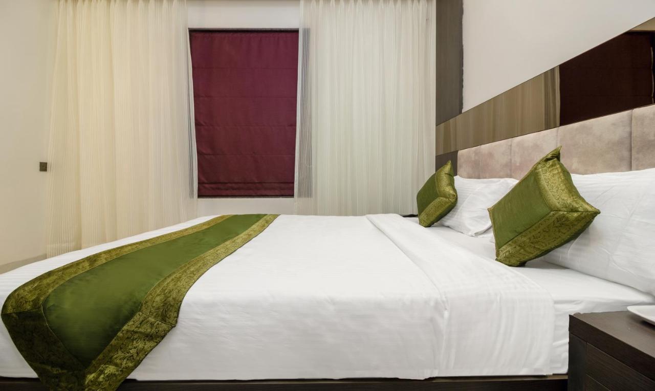 Hotel Oyster Suite Andheri West 뭄바이 외부 사진