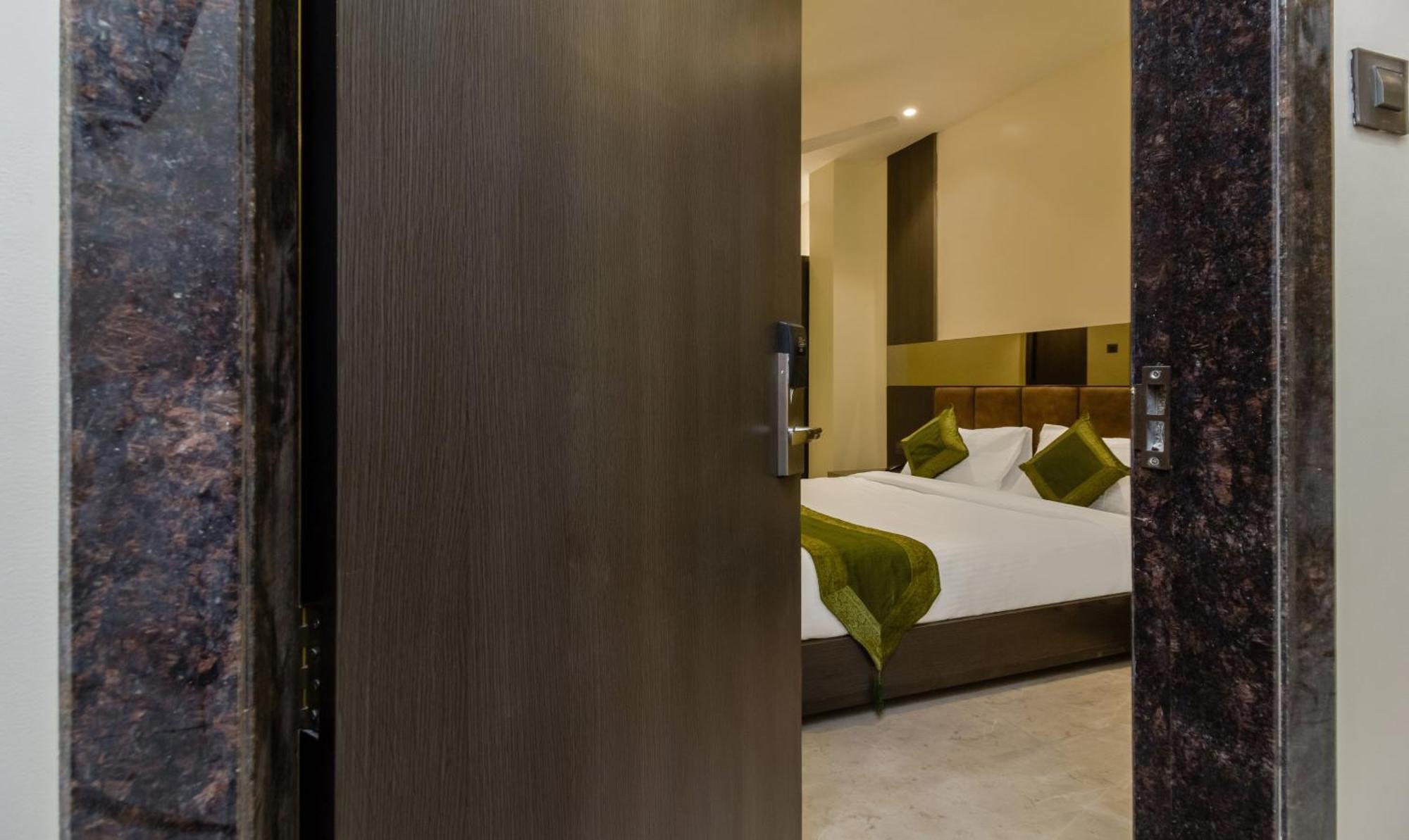 Hotel Oyster Suite Andheri West 뭄바이 외부 사진